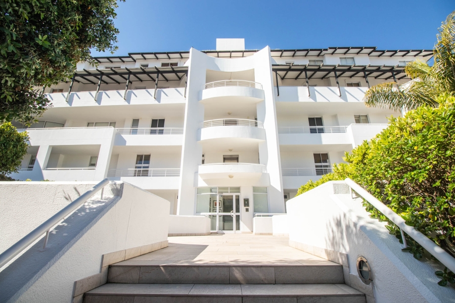 To Let 3 Bedroom Property for Rent in Mouille Point Western Cape